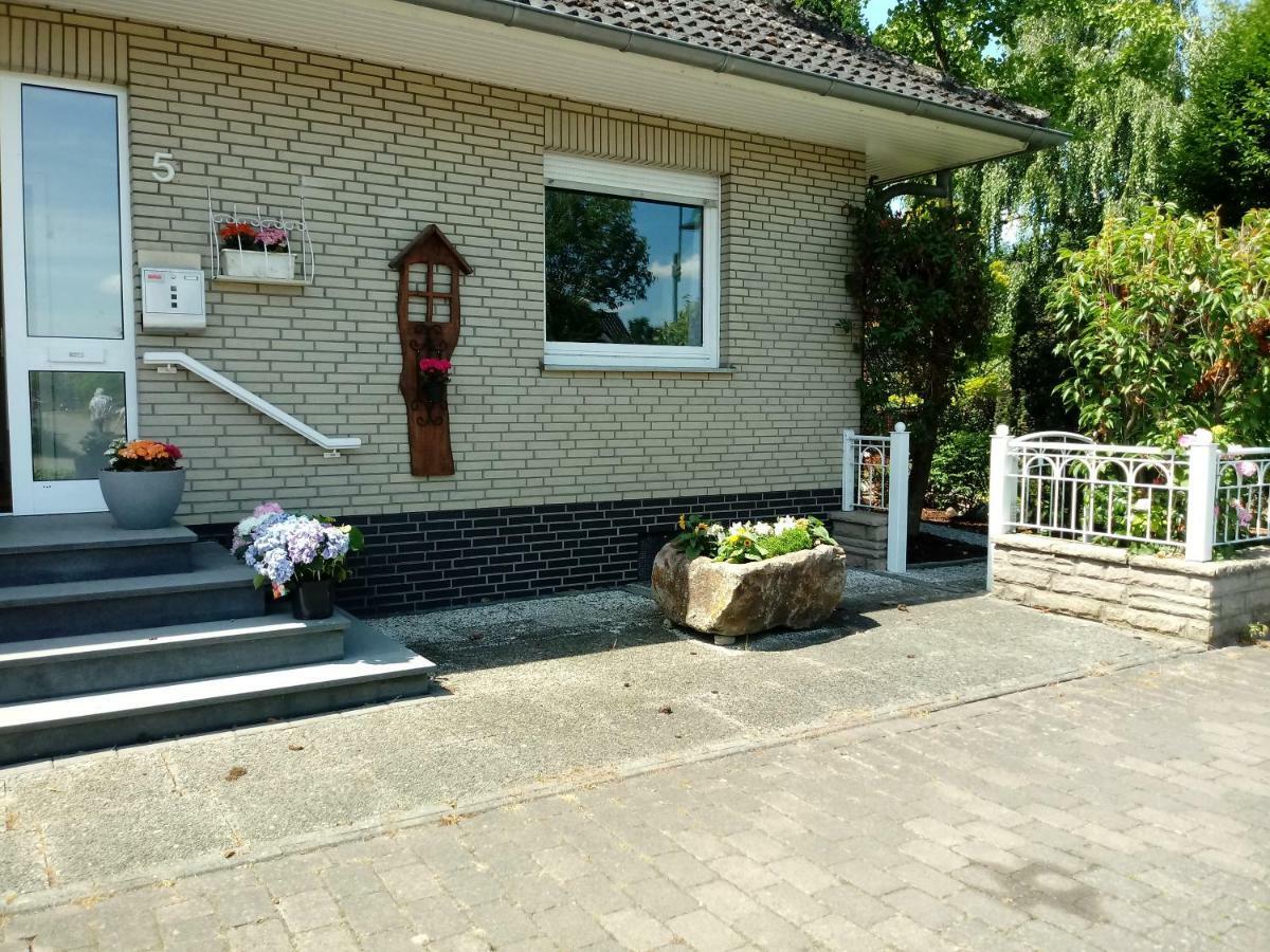 Achtern Diek Apartment Lembruch Exterior photo